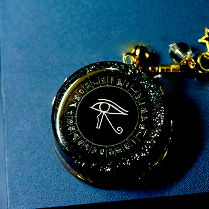 Collana di energia organica di ossidiana con occhio di Horus Olivenorma