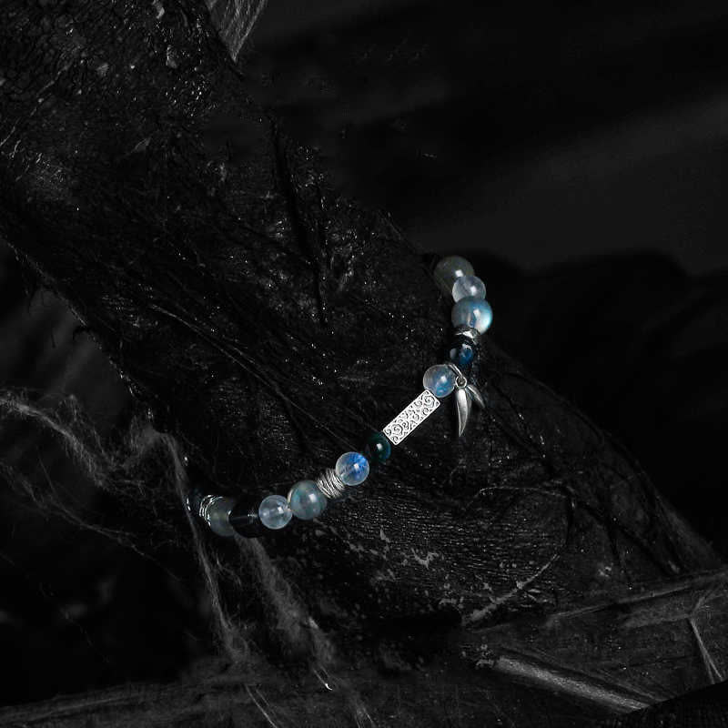Bracciale Olivenorma con perline di occhio di tigre blu e pietra di luna