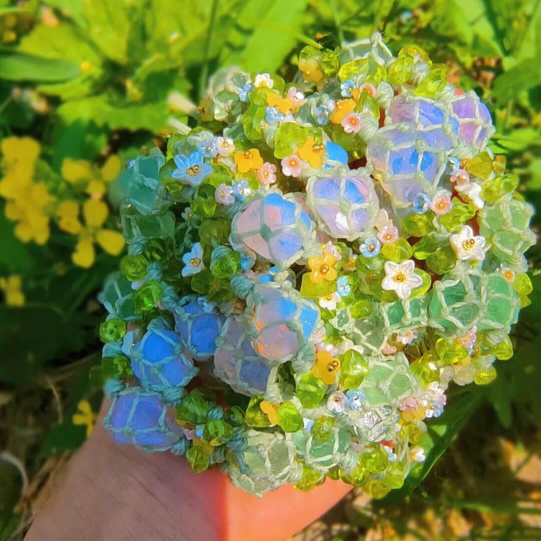 Braccialetto intrecciato con fiori di cristallo di opalite e fluorite verde Olivenorma 