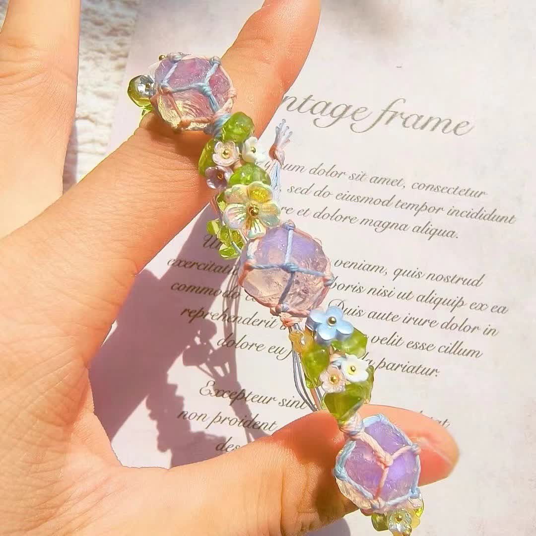 Bracciale intrecciato con fiori di cristallo opalite peridoto Olivenorma 