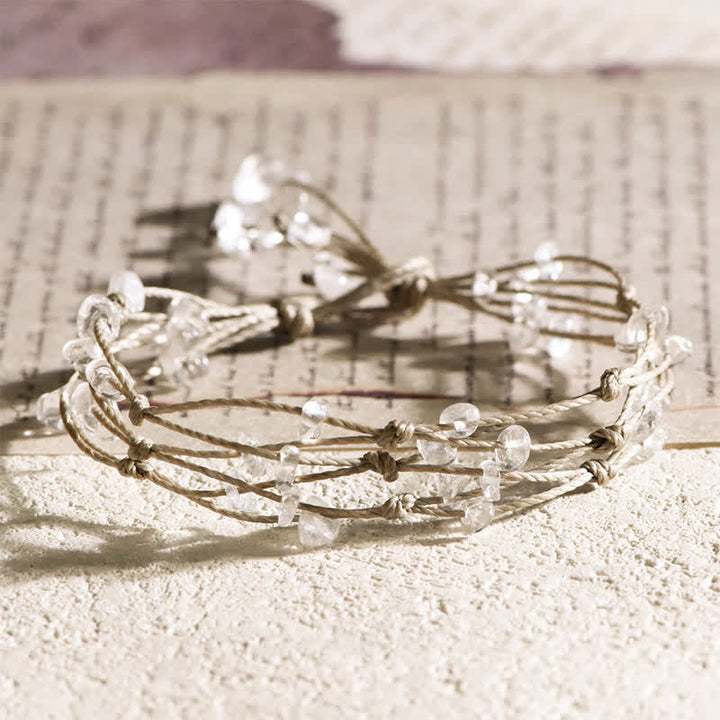 Braccialetto Olivenorma con fiori intrecciati in cristallo naturale frantumato