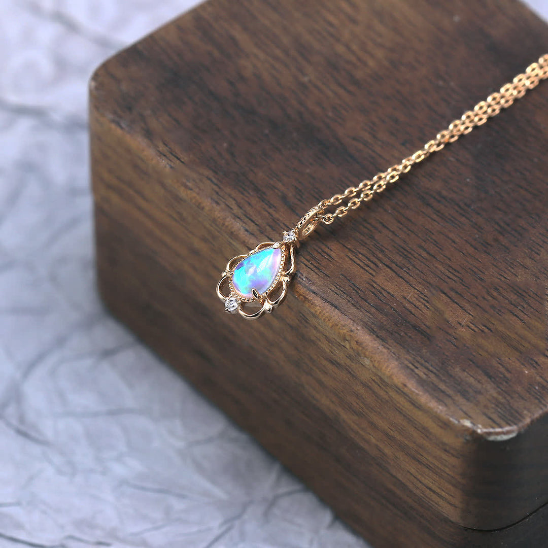 Collana Olivenorma in argento sterling con opale naturale in stile vintage