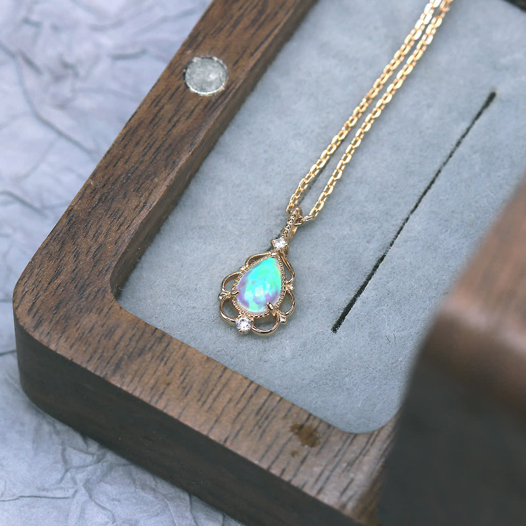 Collana Olivenorma in argento sterling con opale naturale in stile vintage