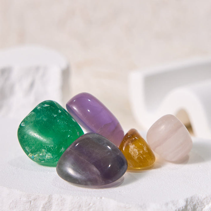 Olivenorma Pietra levigata di fluorite arcobaleno grezza autentica