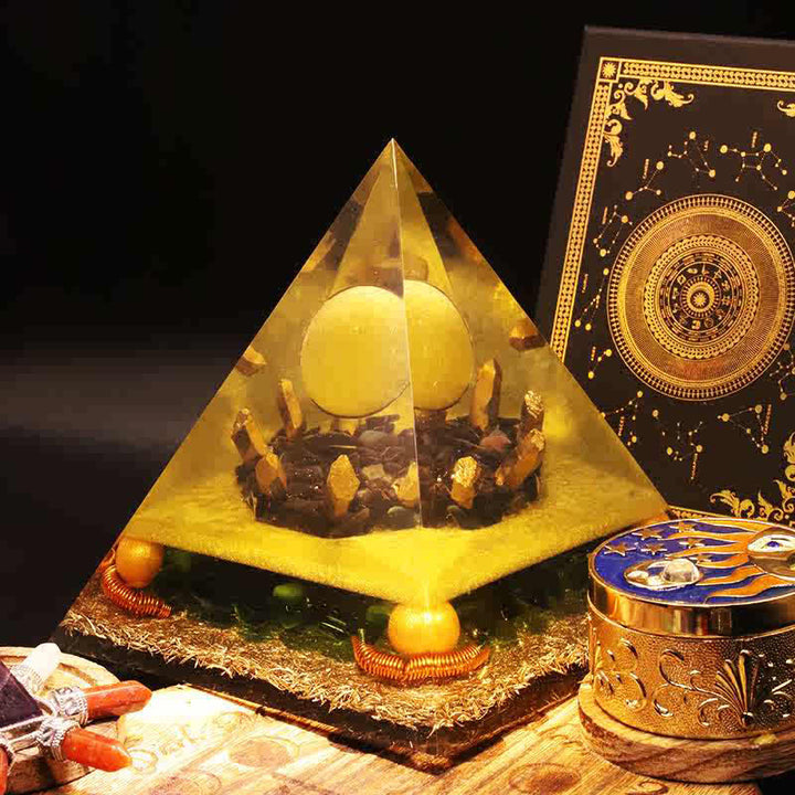Piramide di orgone con sfera di cristallo di giada gialla Olivenorma