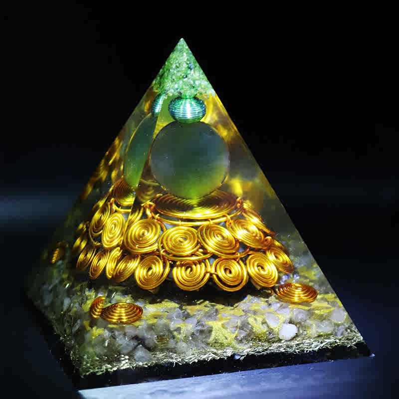 Olivenorma 14cm Piramide di Orgone in Pietra Occhio di Gatto Verde