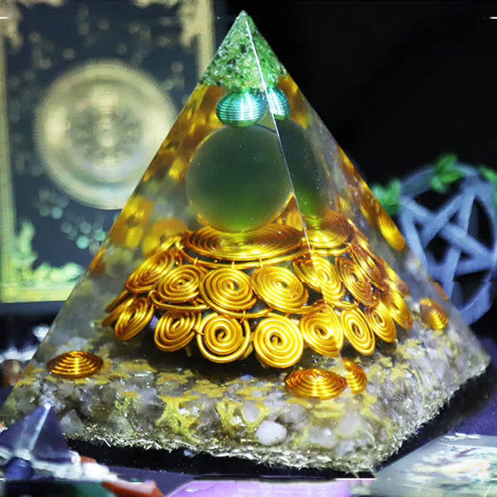 Olivenorma 14cm Piramide di Orgone in Pietra Occhio di Gatto Verde
