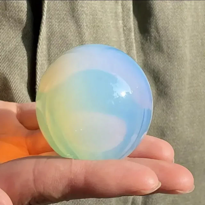 Sfera di cristallo di opalite naturale Olivenorma