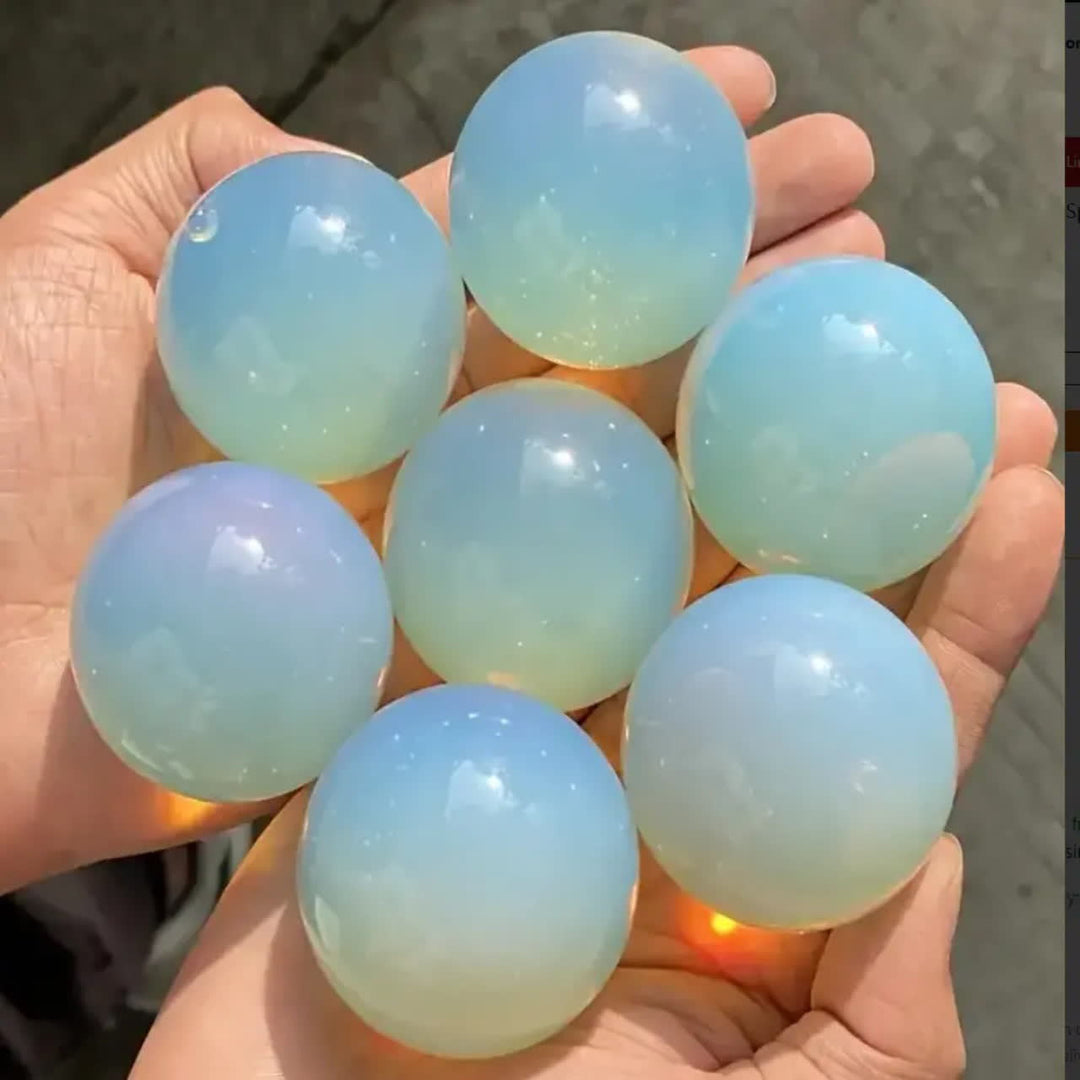 Sfera di cristallo di opalite naturale Olivenorma