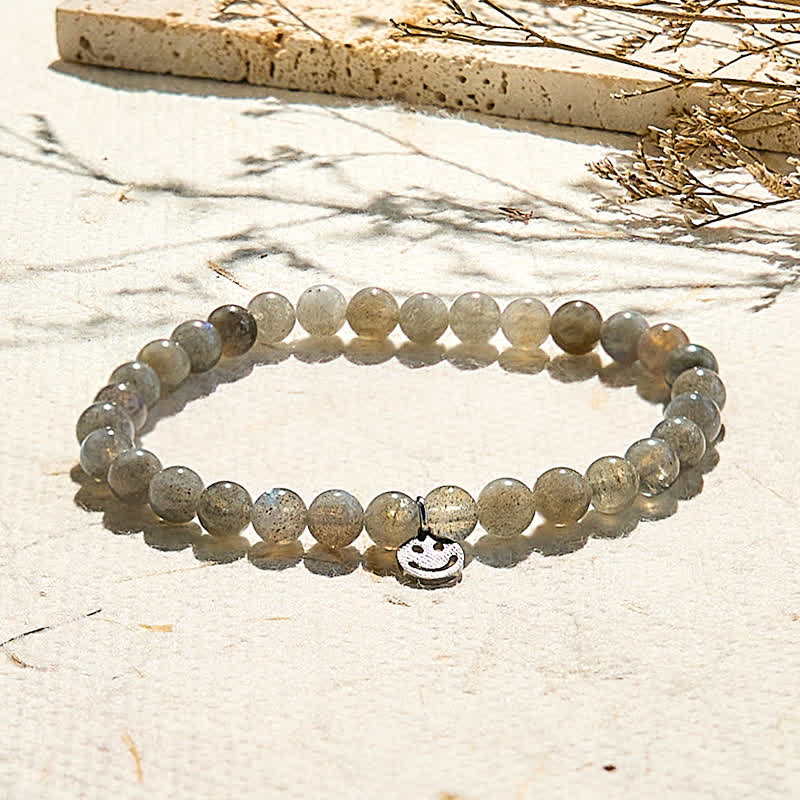 Bracciale con ciondolo a forma di faccina sorridente in perline di labradorite naturale Olivenorma 