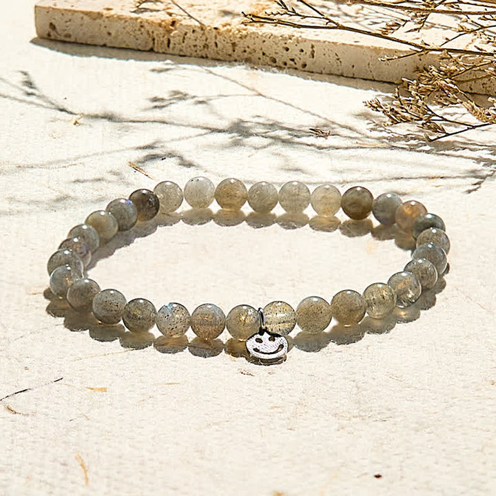 Bracciale con ciondolo a forma di faccina sorridente in perline di labradorite naturale Olivenorma 