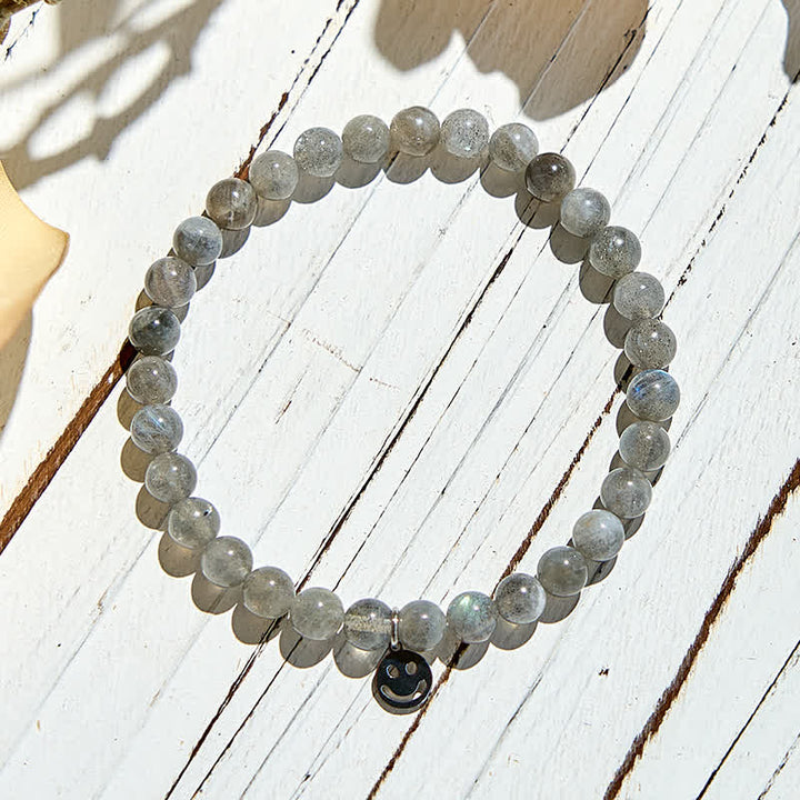 Bracciale con ciondolo a forma di faccina sorridente in perline di labradorite naturale Olivenorma 