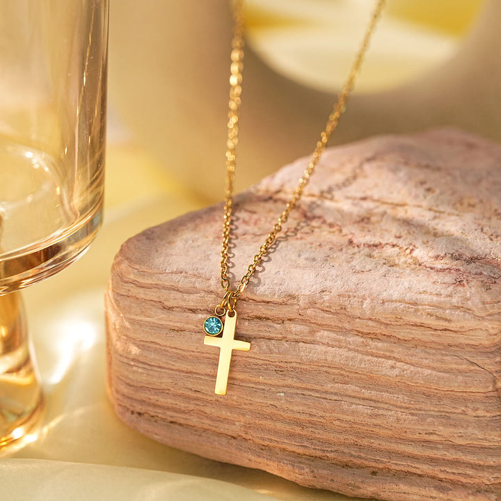Olivenorma Collana con ciondolo con simbolo Hamsa e croce in acquamarina e occhio maligno