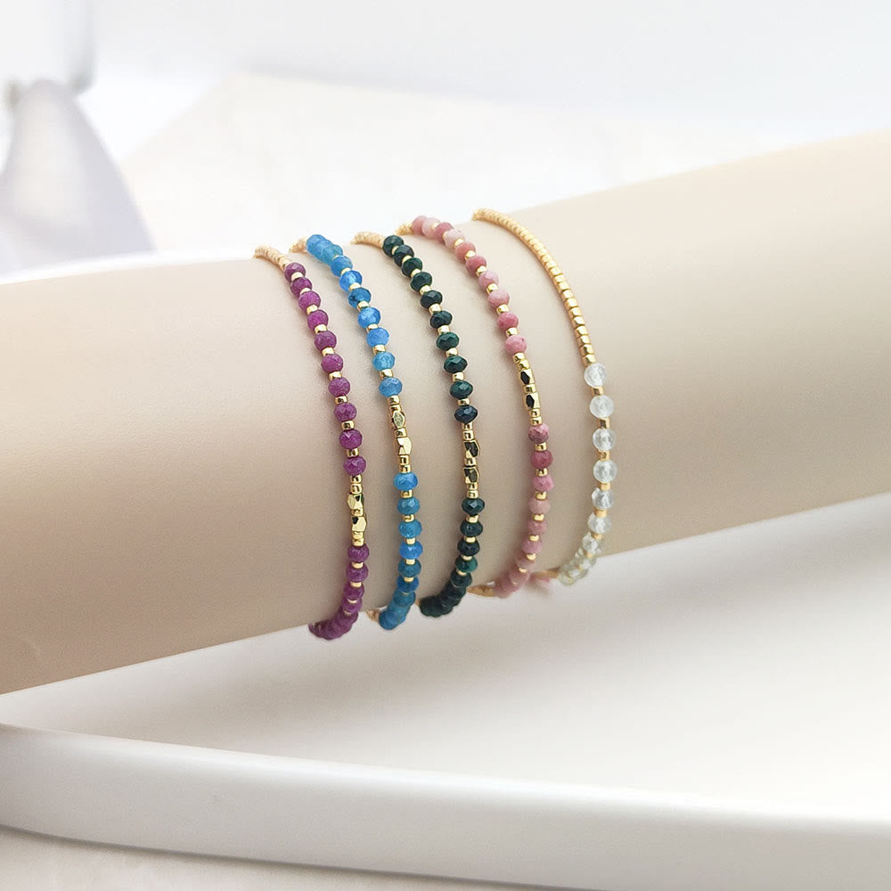 Bracciale Olivenorma con piccole perle di cristallo naturale