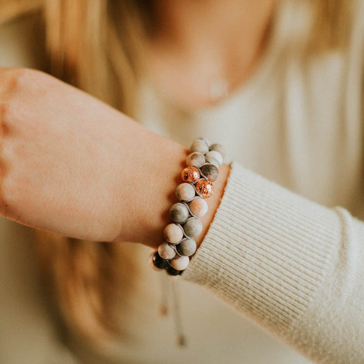 Olivenorma Bracciale intrecciato a 2 strati in pietra lavica rosa e diaspro zebrato 