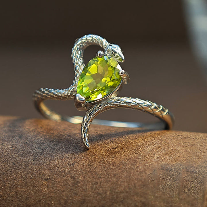 Anello serpente in argento con peridoto naturale Olivenorma