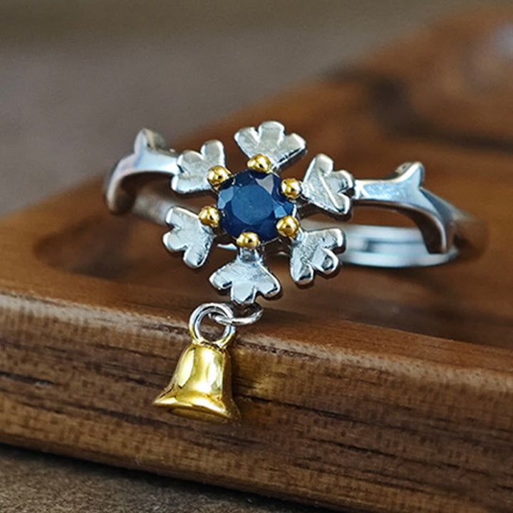 Anello in argento sterling a forma di campana con fiocco di neve e zaffiro Olivenorma