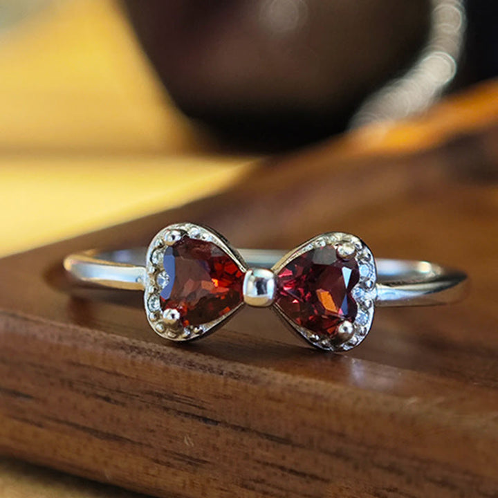 Anello in argento sterling con fiocco in granato naturale Olivenorma