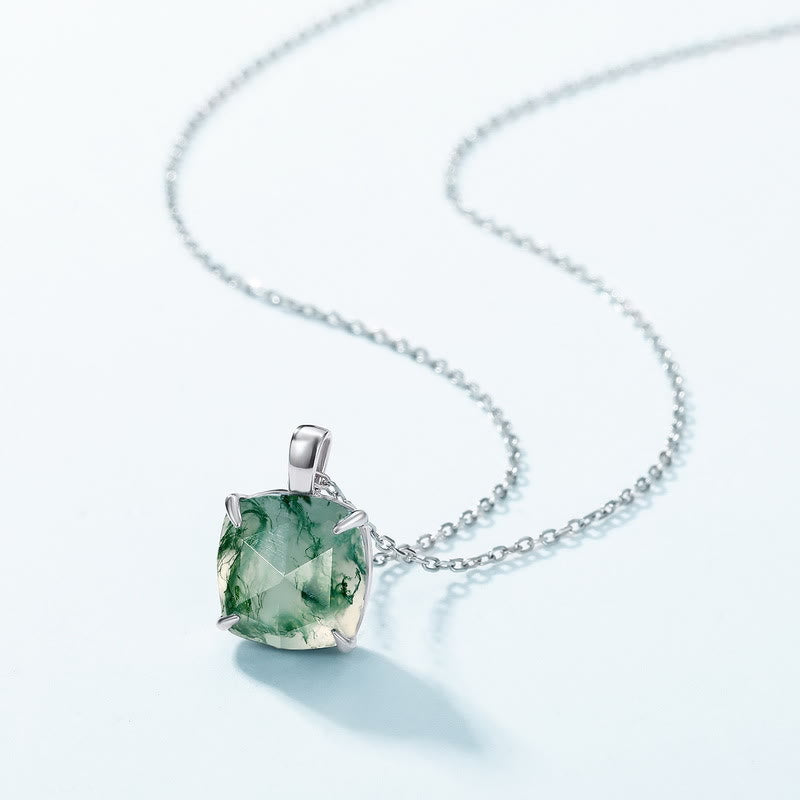 Collana con ciondolo a forma di cubo di zucchero in agata muschiata Olivenorma