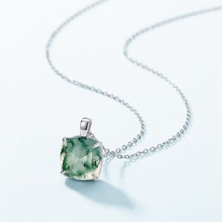 Collana con ciondolo a forma di cubo di zucchero in agata muschiata Olivenorma