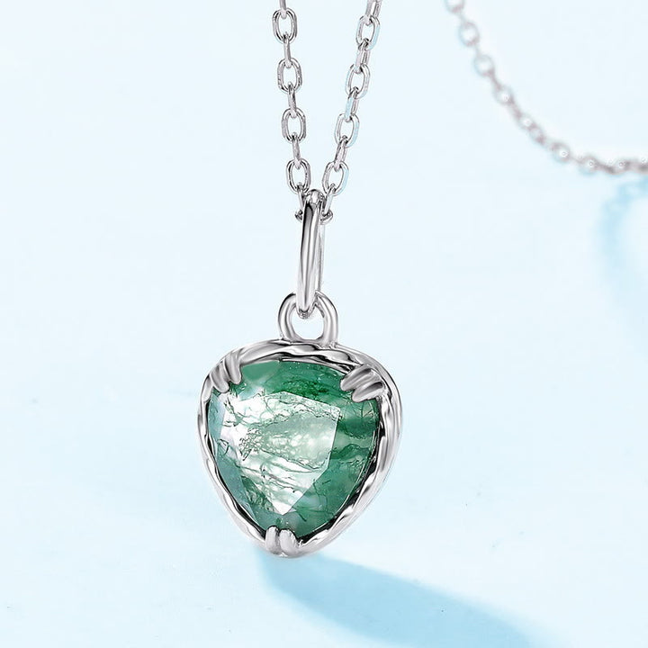 Collana con ciondolo a forma di cuore in agata muschiata naturale Olivenorma