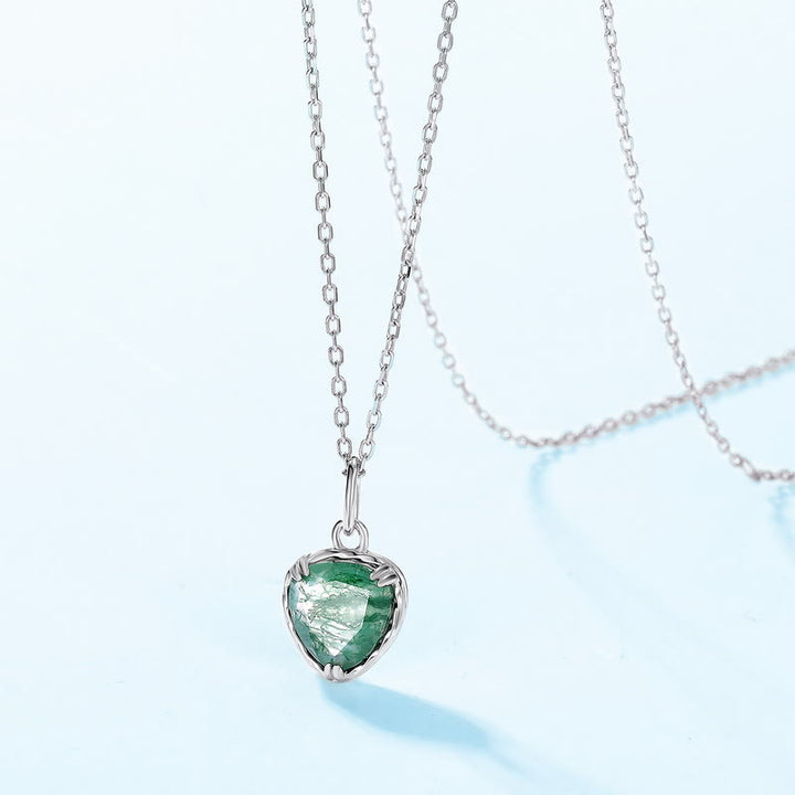 Collana con ciondolo a forma di cuore in agata muschiata naturale Olivenorma