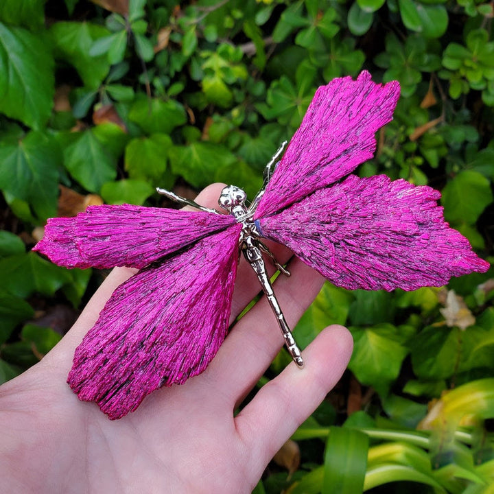 Olivenorma Decorazione in pietra preziosa con libellula in tormalina rossa rosa elettroplaccata