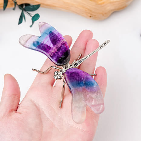 Ornamento di pietra preziosa con libellula e farfalla in fluorite arcobaleno Olivenorma