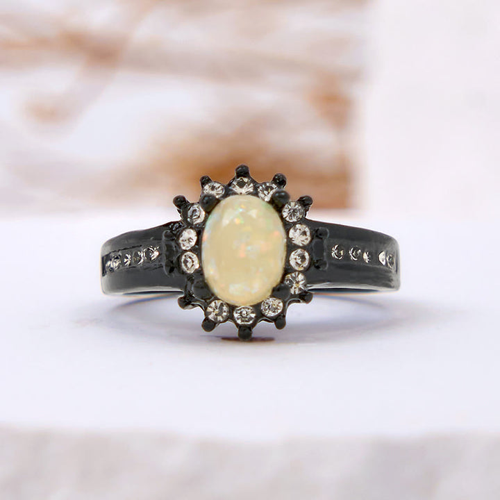 Anello girasole con zircone bianco e opale ovale Olivenorma