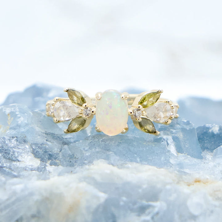 Anello Olivenorma Delicato Opale Foglia Peridoto Zircone