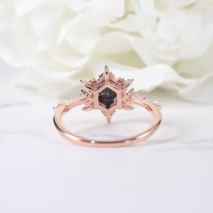 Olivenorma Salt & Pepper Herkimer Diamond Anello di fidanzamento con fiocco di neve