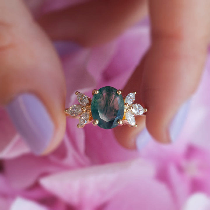 Anello con foglia di zircone in agata muschiata ovale Olivenorma