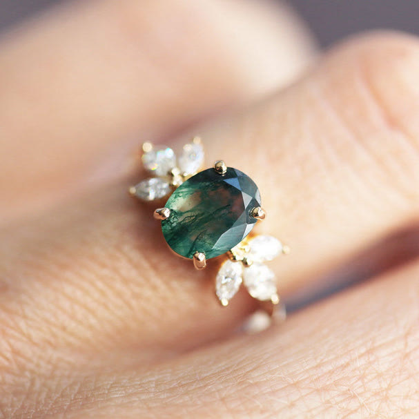 Anello con foglia di zircone in agata muschiata ovale Olivenorma