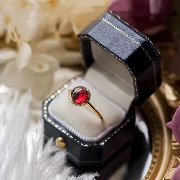 Anello Olivenorma Retro Semplice Rotondo Pietra Granato