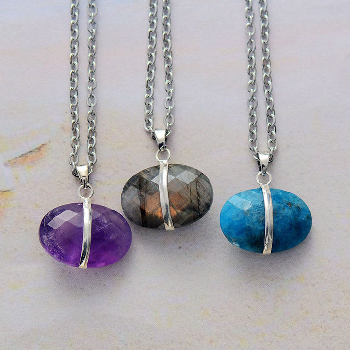 Collana con ciondolo in pietra naturale taglio ovale Olivenorma