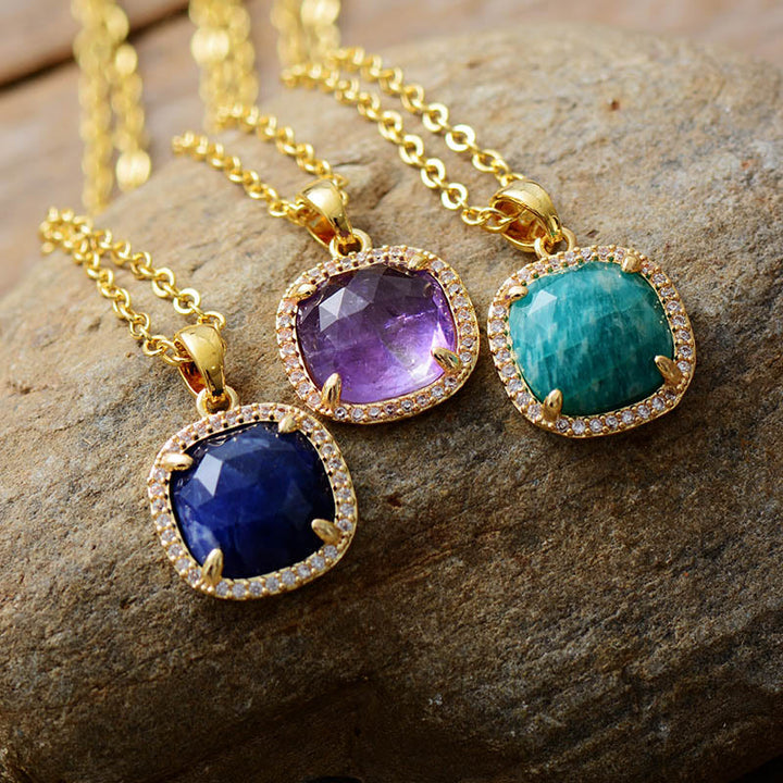 Collana con ciondolo in pietra naturale taglio quadrato Olivenorma