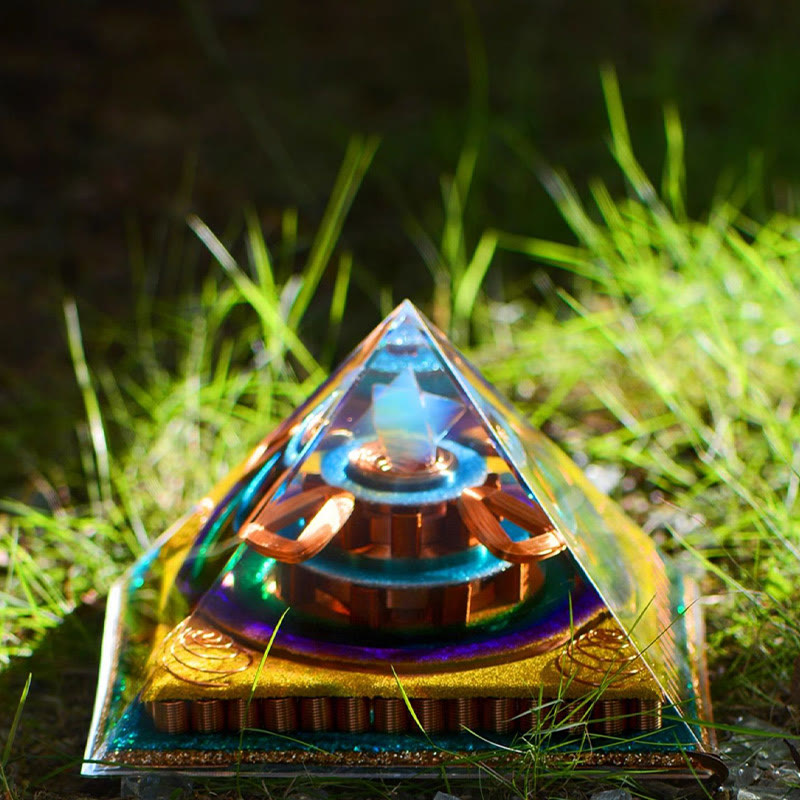 Olivenorma Metatron's Cubebe Taglio Piramide Orgonica Opalite