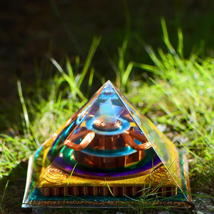 Olivenorma Metatron's Cubebe Taglio Piramide Orgonica Opalite