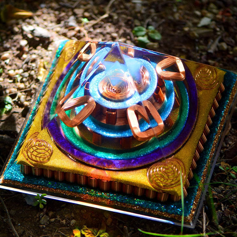 Olivenorma Metatron's Cubebe Taglio Piramide Orgonica Opalite