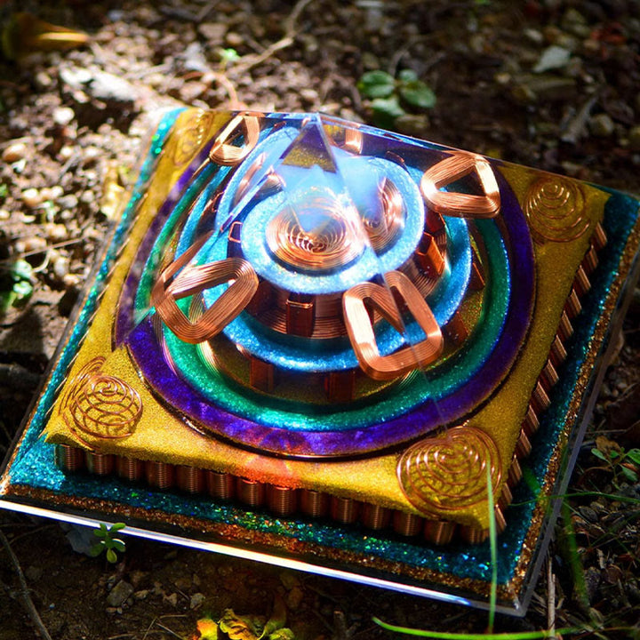 Olivenorma Metatron's Cubebe Taglio Piramide Orgonica Opalite