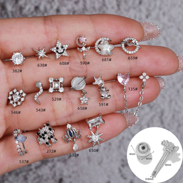 Orecchini a bottone con motivo carino in zircone intarsiato in argento Olivenorma