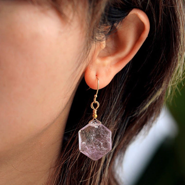 Orecchini Olivenorma con ametista e lapislazzuli a taglio sfaccettato esagonale