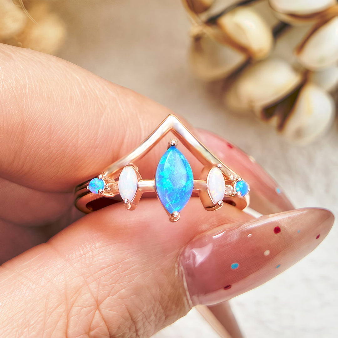 Anello a corona con opale naturale blu e bianco Olivenorma