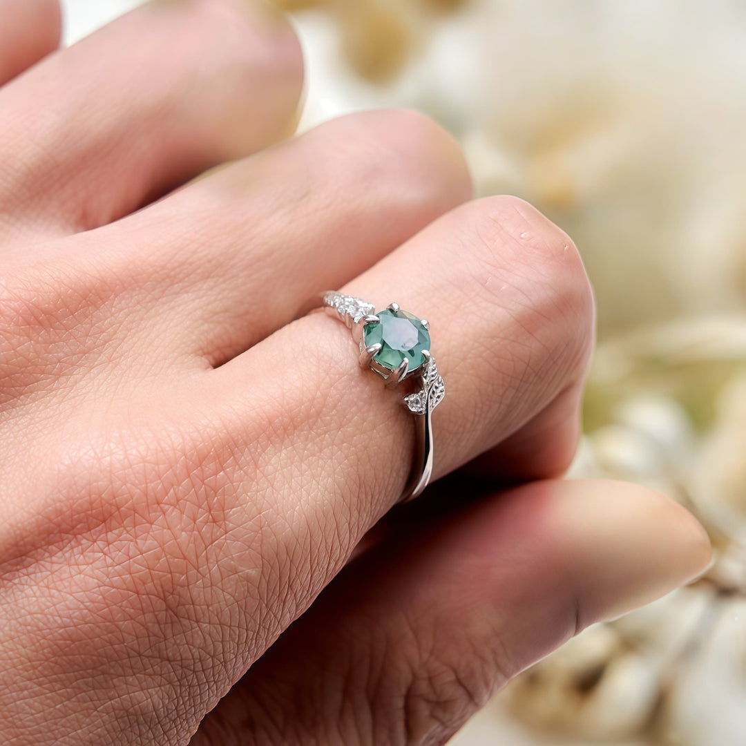Anello avvolgente con foglia di agata muschiata naturale Olivenorma