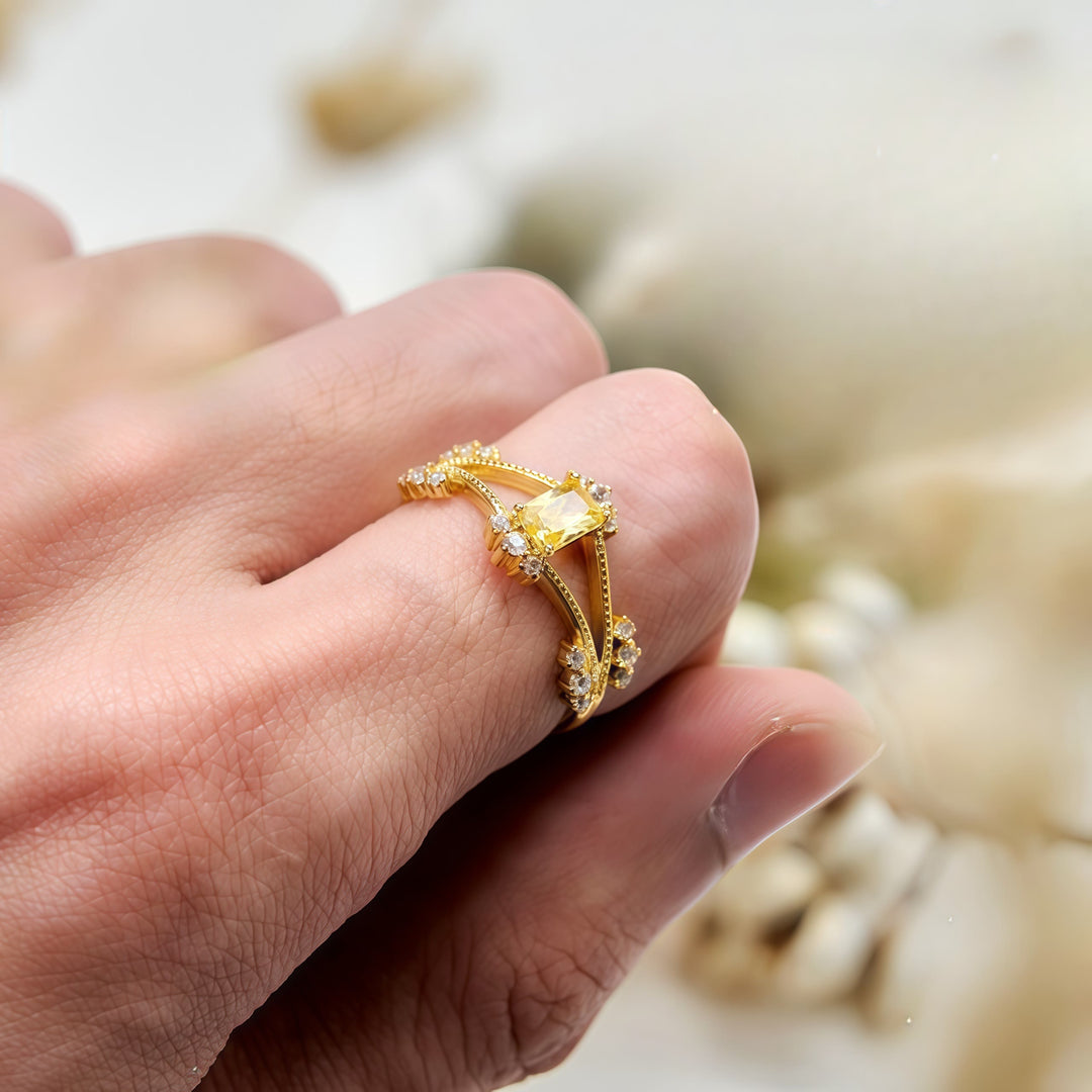 Olivenorma Squisito anello vintage con citrino taglio baguette
