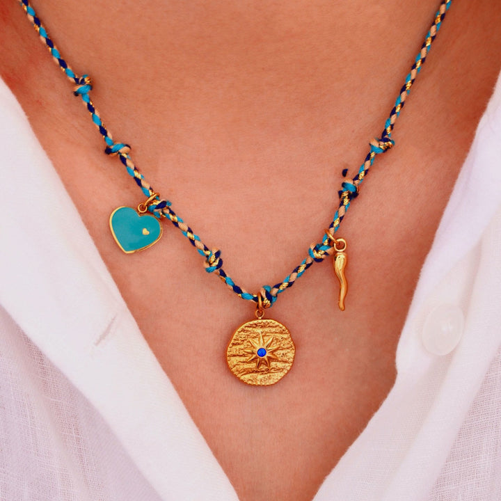 Collana con ciondolo in pietra naturale intrecciata colorata Olivenorma