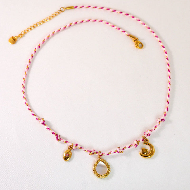 Collana con ciondolo in pietra naturale intrecciata colorata Olivenorma