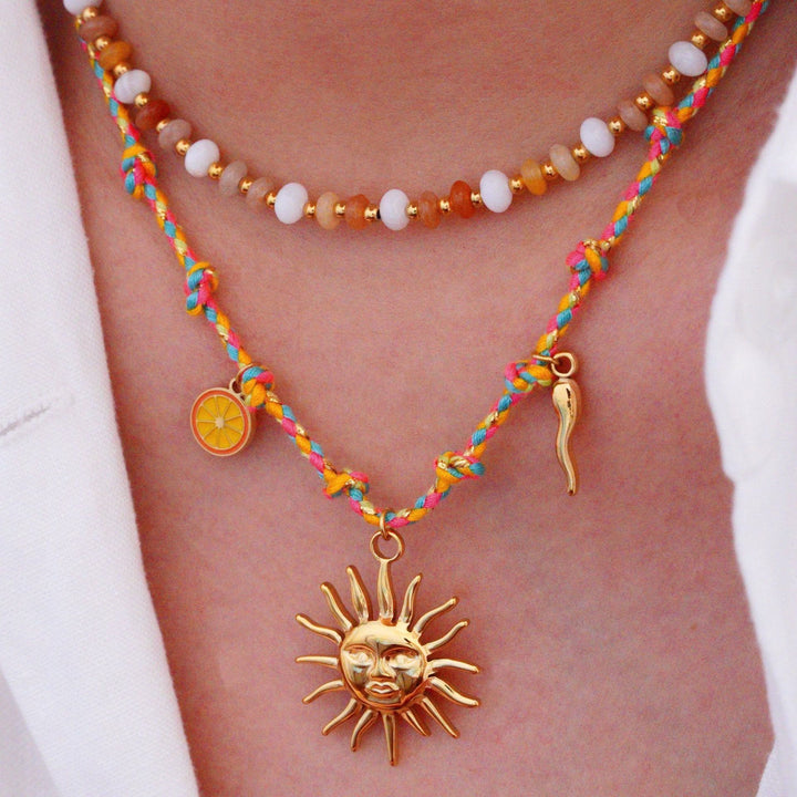 Collana con ciondolo in pietra naturale intrecciata colorata Olivenorma