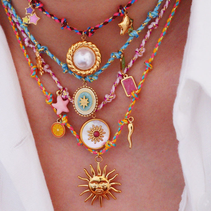 Collana con ciondolo in pietra naturale intrecciata colorata Olivenorma