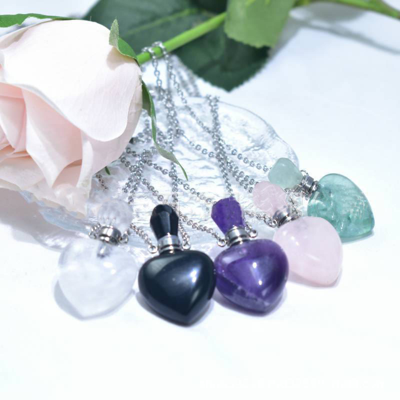 Collana con bottiglia d'amore con diffusore di oli essenziali di cristallo Olivenorma